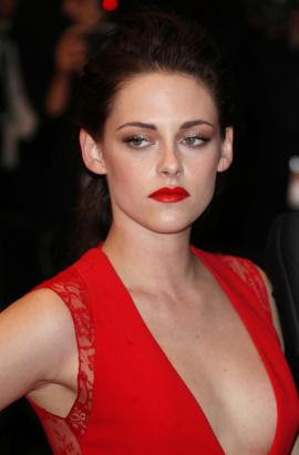 Kristen Stewart in Red