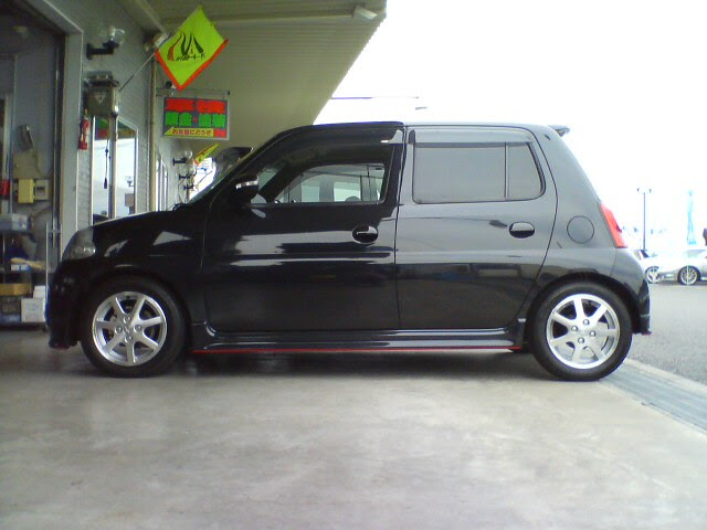 エッセカスタム L235s Tein車高調取付 店長日記