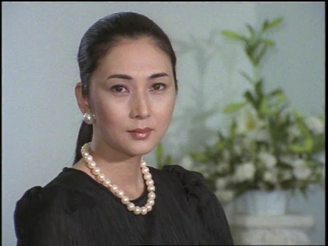 梶芽衣子 女優 梶芽衣子vsデーブ スペクターのトーク異種格闘技戦が勃発 衝撃の展開へ News News ニュース