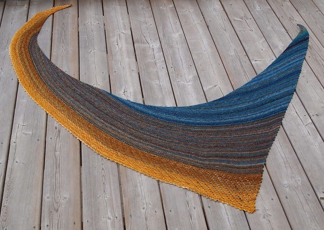 handspun Cameo