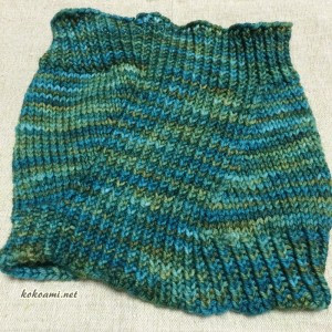 Malabrigoのriosで手編みのネックウォーマー 棒針編みのヴィントシーフ ここあみ