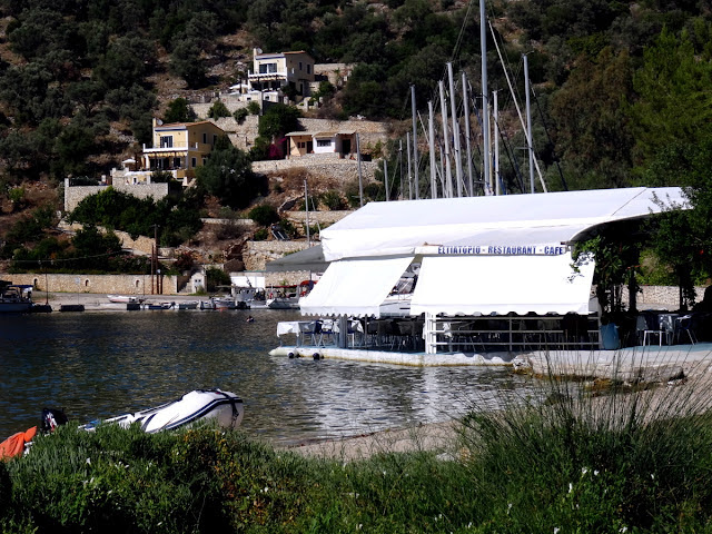 Taverna Spilia, Meganisi