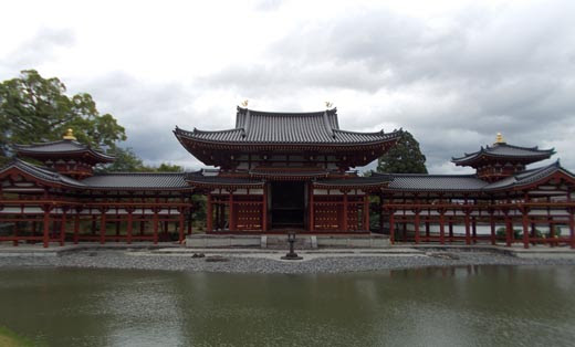 平等院鳳凰堂 平安時代後期の寺院建築１ 続 壺 齋 閑 話