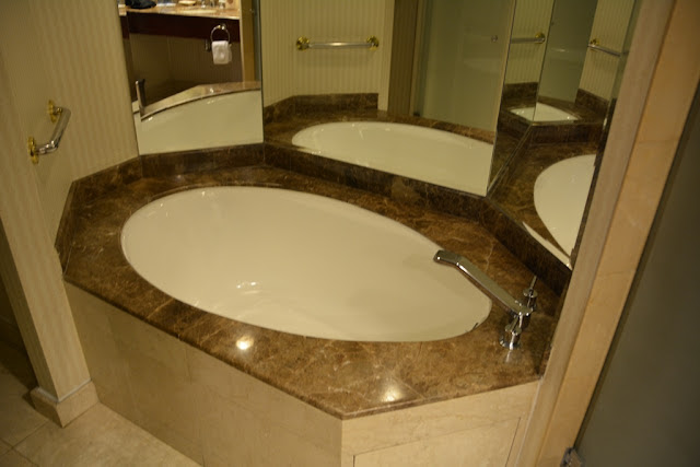 JW Marriott Quito bath