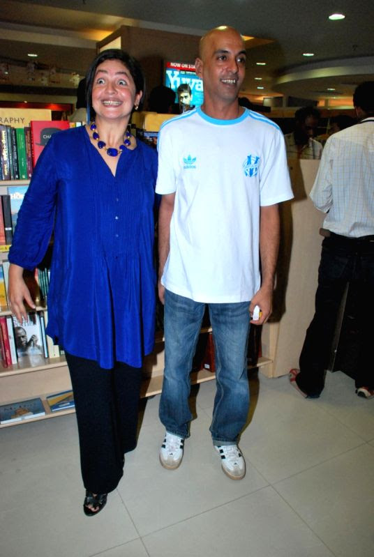 Pooja Bhatt - Gallery Colection