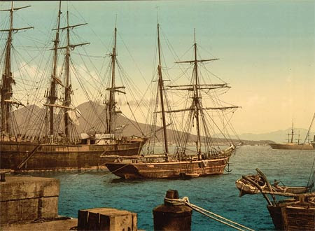 Photochrome prints of ships and boats | 10 Historical photos