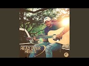 Best Head Over Heels, Video Head Over Heels Song viral!