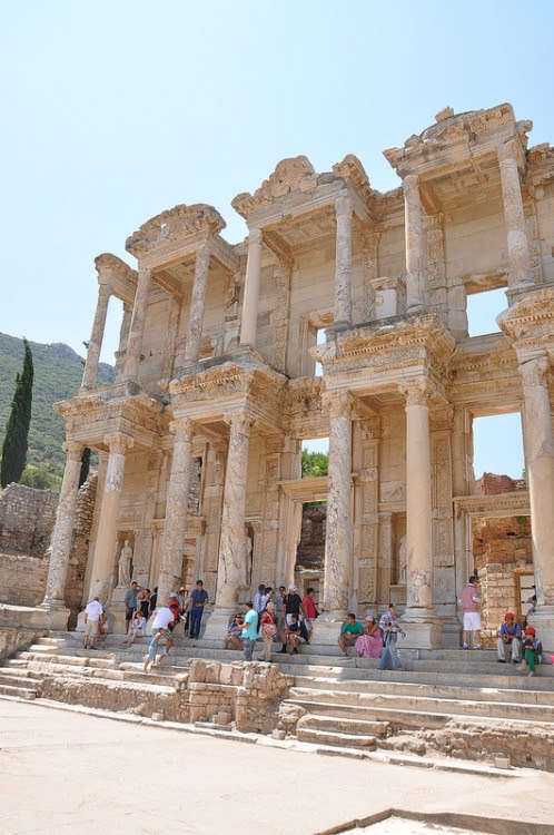 ケルスス図書館 エフェス遺跡 イズミールで観るクチコミ イズミールの旅行のクチコミ Flyturkish トルコ航空 Turkish Airlines