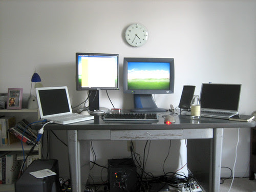 Computer Desk (21 Aug 2005) by AdamVandenberg