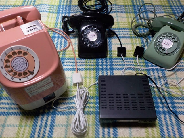 黒電話で遊ぼう ピンク公衆電話