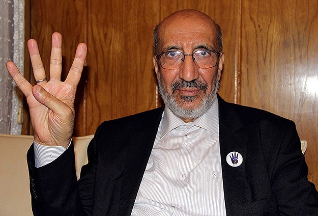 Öğretmenler başbelasıdır Çocuklarımın ikisini okula göndermedim diyen Abdurrahman Dilipak kızını viyana katolik okulunda okutuyor.