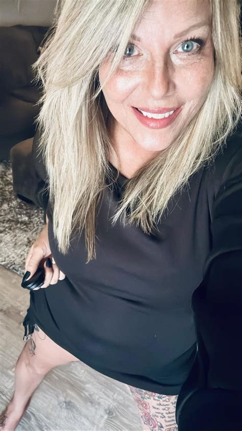 hardcore doggystyle fuck stresses alex the blonde cougar s pussy
