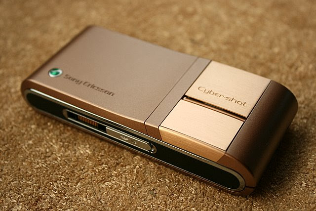 I like the Copper Gold colour best. Silver and black are the other options