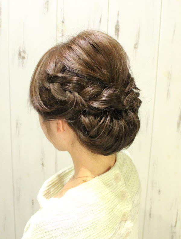 結婚式やパーティーで使えるヘアアレンジ集 ミディアム編 ビューティーパーク