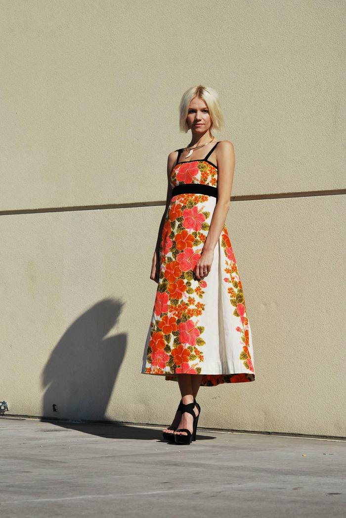 Vintage Orange Floral Dress Saber Tooth Choker and Black Jessica Simpson pumps on fashion blogger Brittany of Pardon My Fashion