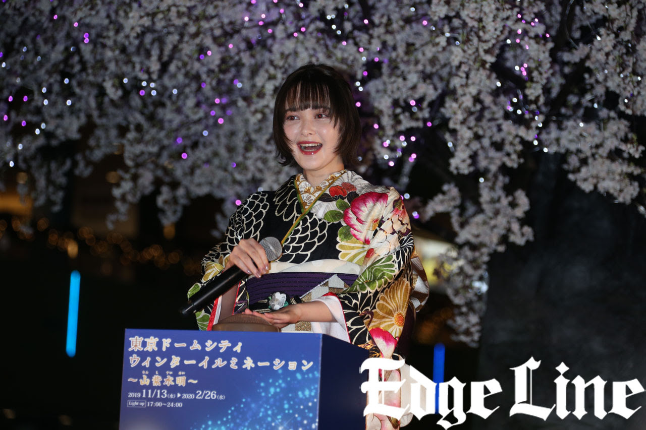 玉城ティナ 東京ドームシティで人生初点灯式に あっ 芸能人みたい クリスマスもし休みでも 人も多いしなぁ 苦笑