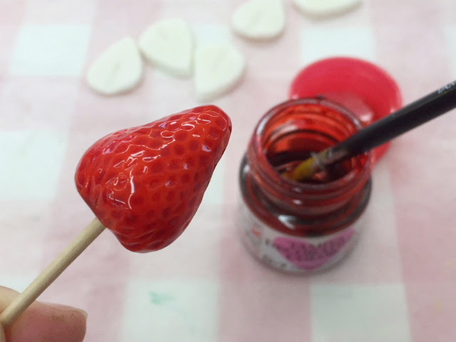 イチゴ着色 断面 スカイホビー デコブログ