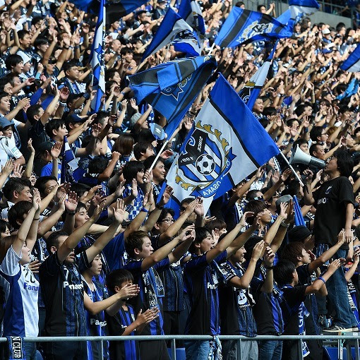 G大阪 大阪ダービー で危険行為のガンバサポーターを入場禁止処分に サッカーダイジェストweb