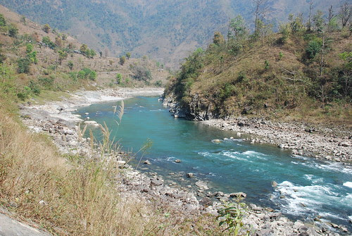 Trsihuli River on the Highway_01 by Bhajumahesh