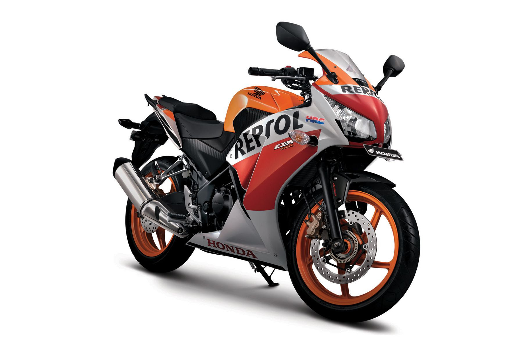 New 2015 Honda CBR250R Launched With More Power & Twin 