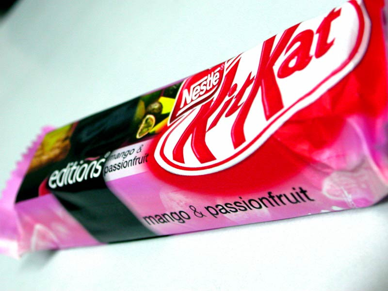 kitkat editions mango-passionfruit
