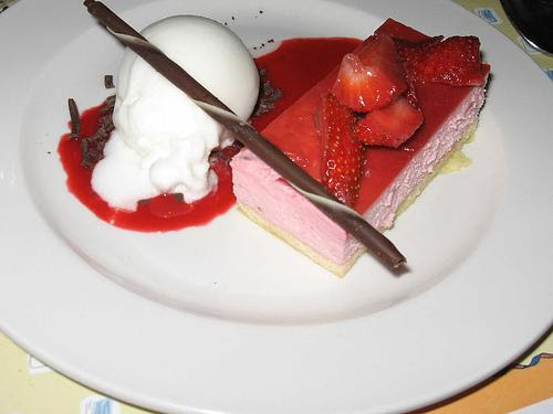 cake balls recipe. Strawberry+cake+alls