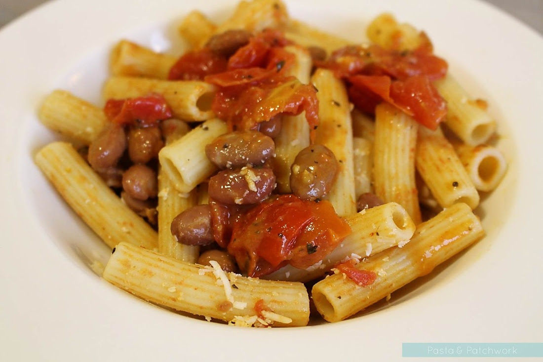 RECIPE: Cheap & Easy Pasta with Borlotti Beans & Cherry Tomatoes