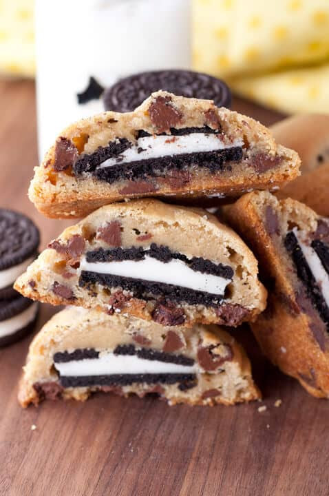 Oreo Stuffed Chocolate Chip Cookies - The Best Blog Recipes
