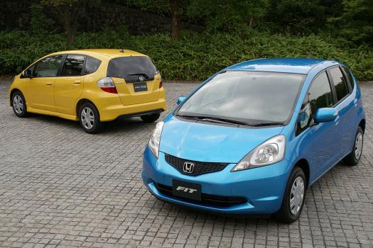 ホンダを代表するコンパクトカー 歴代フィットの燃費を調査