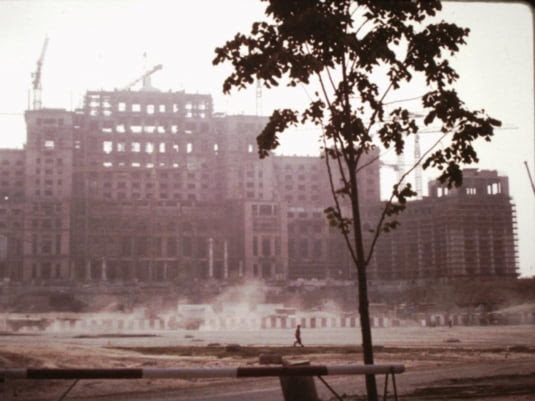 Uluitorul Bucuresti In Anii 80 Ceausescu Peste Tot Casa
