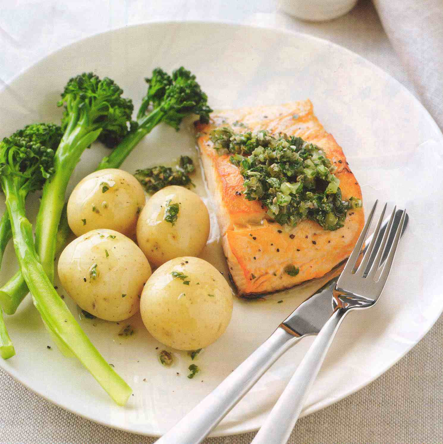 Super foods, the ultimate health foods – Salmon - Catherine Saxelby's Foodwatch