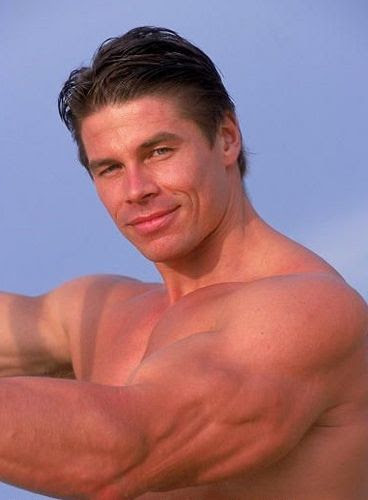 bodybuilders posters. Bodybuilder Roland Kickinger