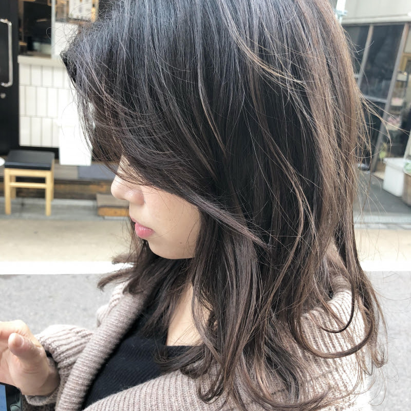 ハイライトとローライトで作る 色が抜けても楽しめるヘアカラー ハイライト