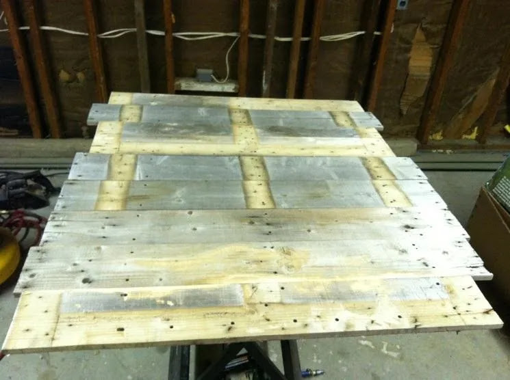 Perfect How to Make Wood Pallet Coffee Table 654 x 488 · 67 kB · jpeg