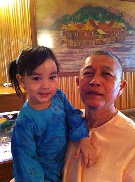 15 GAMBAR Makin Comel Engku Aleesya Kini Anak Erra 15 GAMBAR Makin Comel Engku Aleesya Kini Anak Erra
