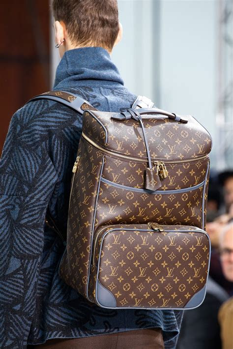 louis vuitton mens fall winter runway bags