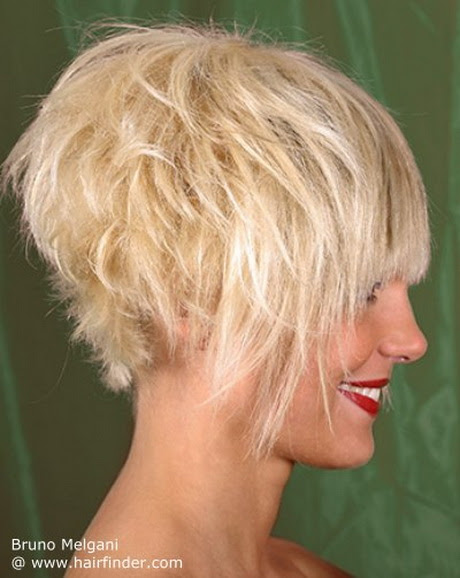 Short graduation haircut