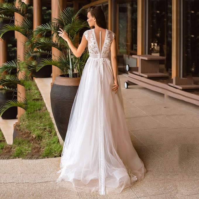 [Buying] Thinyfull New Arrival V Neck Wedding Dresses A Line Cap Sleeve Bride Dresses Tulle Button Lace Appliques Vestido De Novia 2020