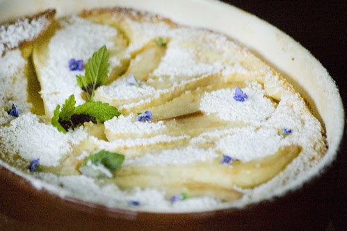 clafoutis pirnidega