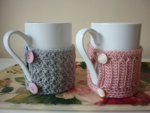 Mug cosy buttons