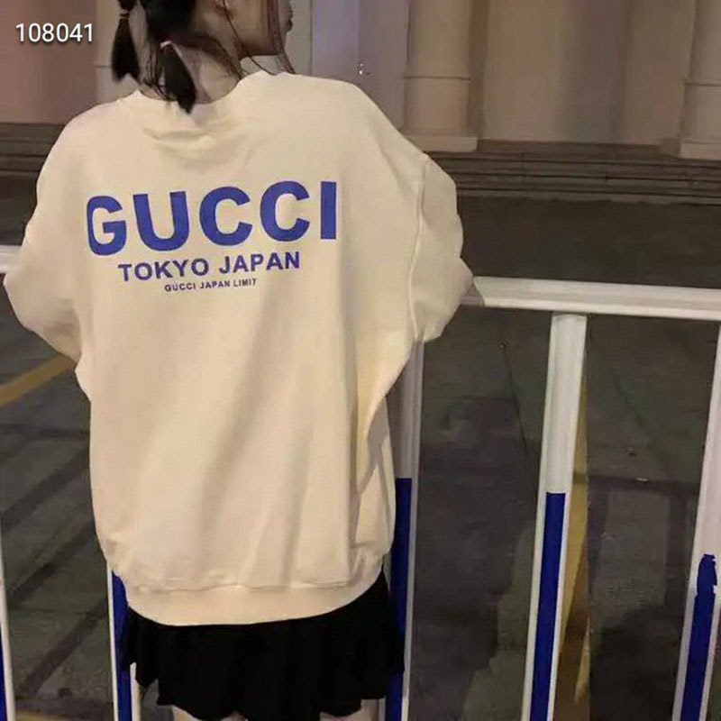 グッチ ドラえもんコラボパーカー 可愛い Gucciトレーナー ペアお揃い おしゃれ カジュアル