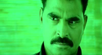 http://img.photobucket.com/albums/v252/BollyNuts/Pokiri/PDVD_059.jpg