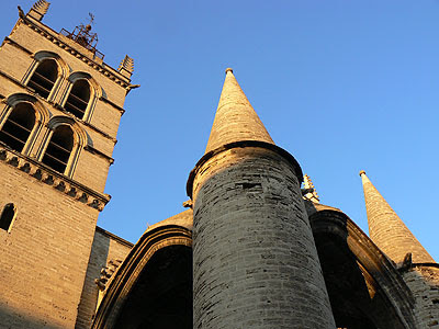 eglise saint pierre 1.jpg