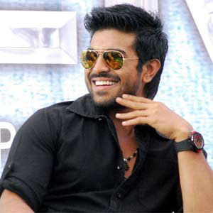Charan's B-Debut with Amitabh film!