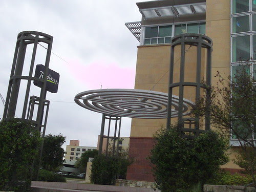 utsa hanging maze