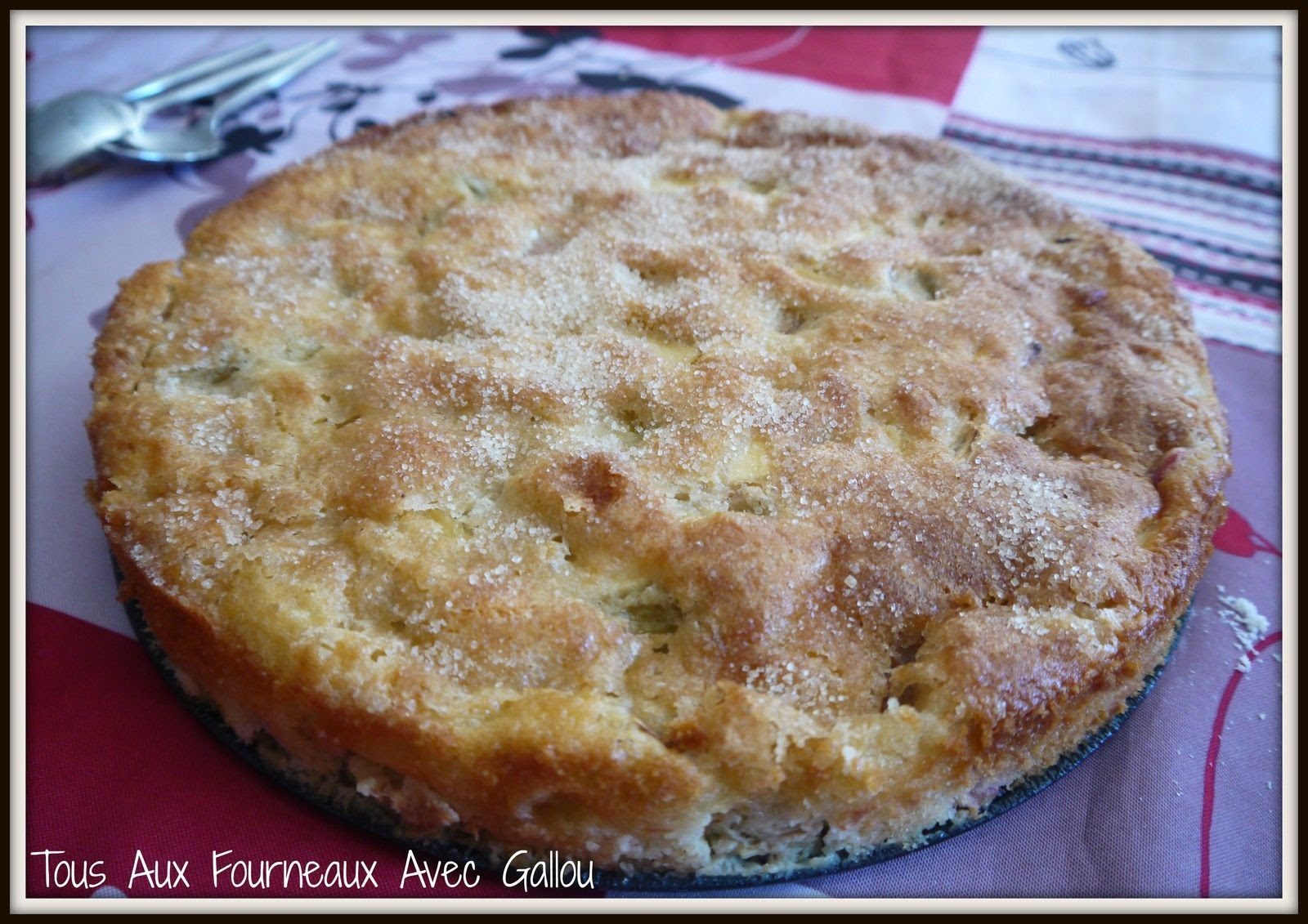 Gateau Fondant Pomme Rhubarbe Chroniques D Une Maman Debordee