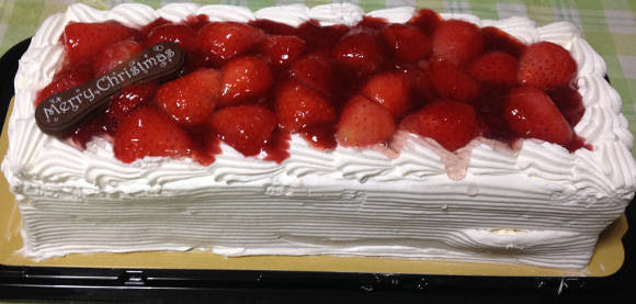 17年コストコのクリスマスケーキ12月発売を一足先に食べた感想は