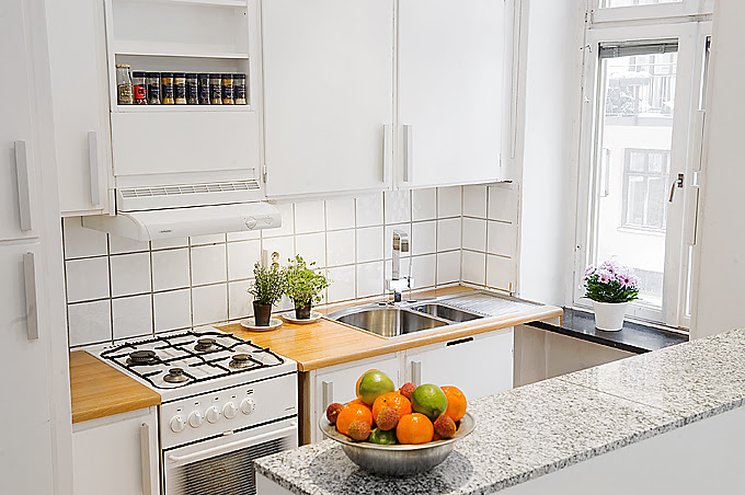 Small and Thoughtful Swedish Apartment Interior Design ...