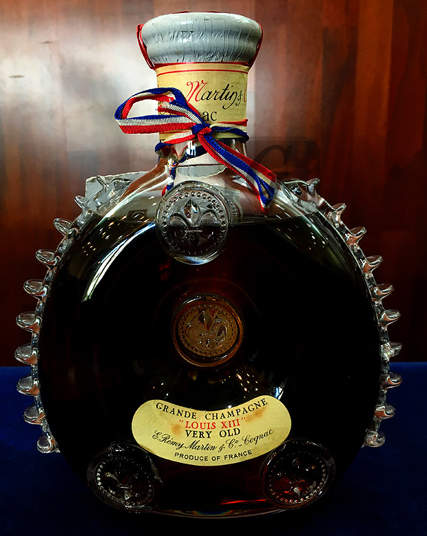 Remy Martin Louis Xiii 15年に突如現れた ブランデー高額買取市場 中古価値 0 円だったレミーマルタン ルイ13世 約 10 万円以上する高額ブランデー買取を実施してみた F Grid ファイグリッド