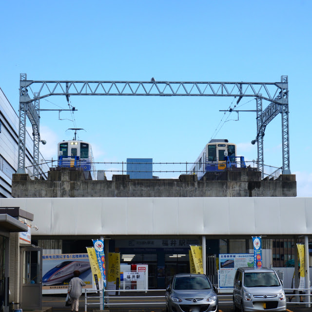 えちぜん鉄道 三国駅 ビーワン ビーワン ビ ワンワン 北陸徘徊人